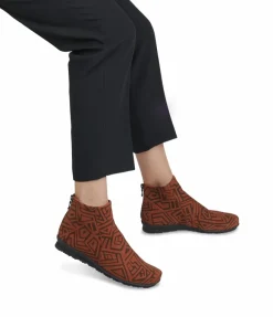 Femme^Arche Boots Baryky