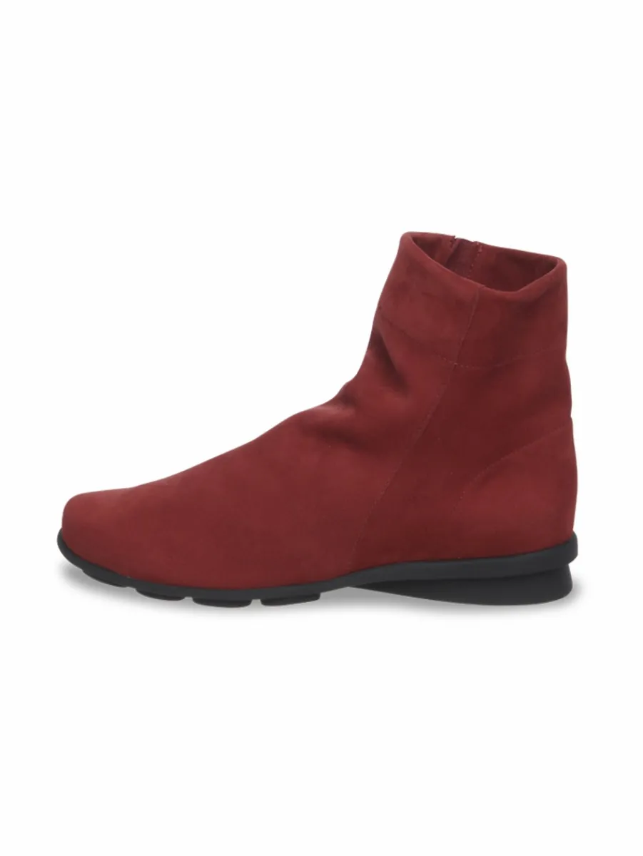 Femme^Arche Boots Deniki