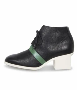 Femme^Arche Derby Lymkoo